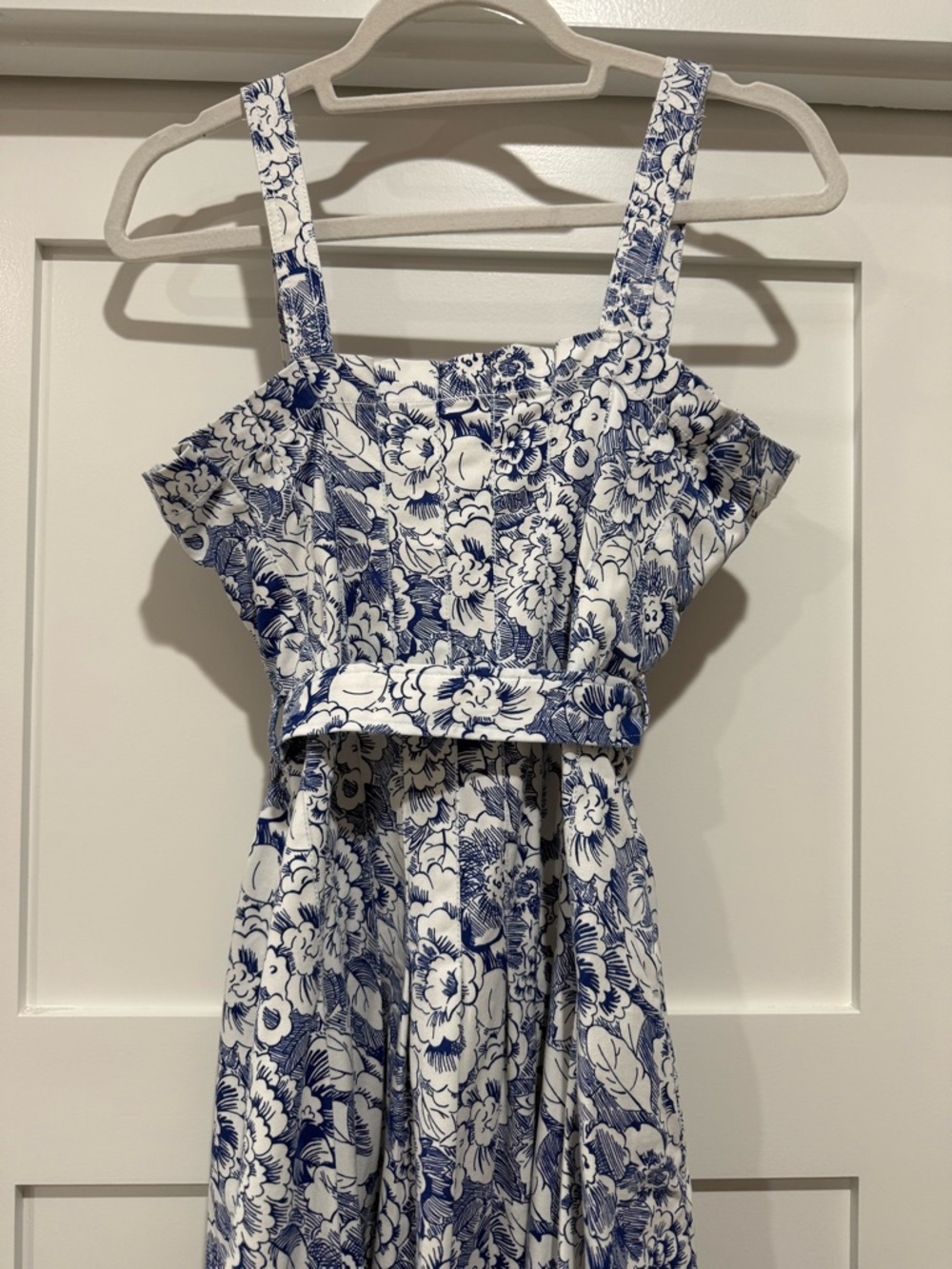 Cing à Sept Floral Print A-Line Dress.  Size 4 - Picture 9 of 12